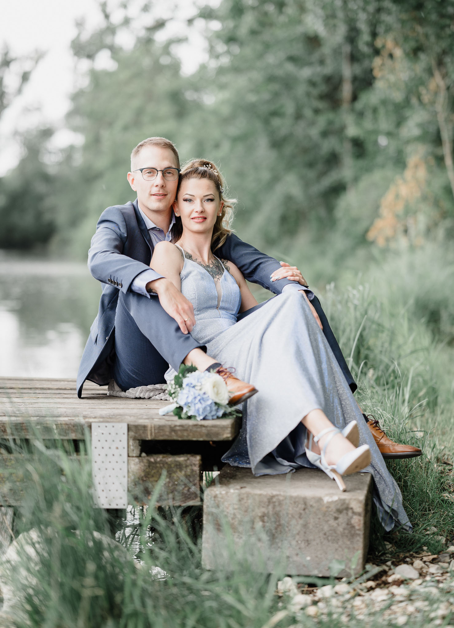 Hochzeitsreportage in Meitingen mit romantischen Bildern am Pröllweiher